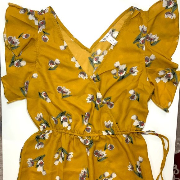 Ruffled Short Sleeve Yellow Summer Dress - Picture 4 of 9